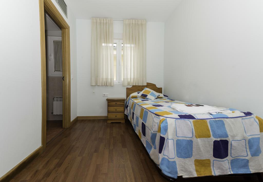 Hostal Restaurante La Pineda El Barco de Ávila Chambre photo