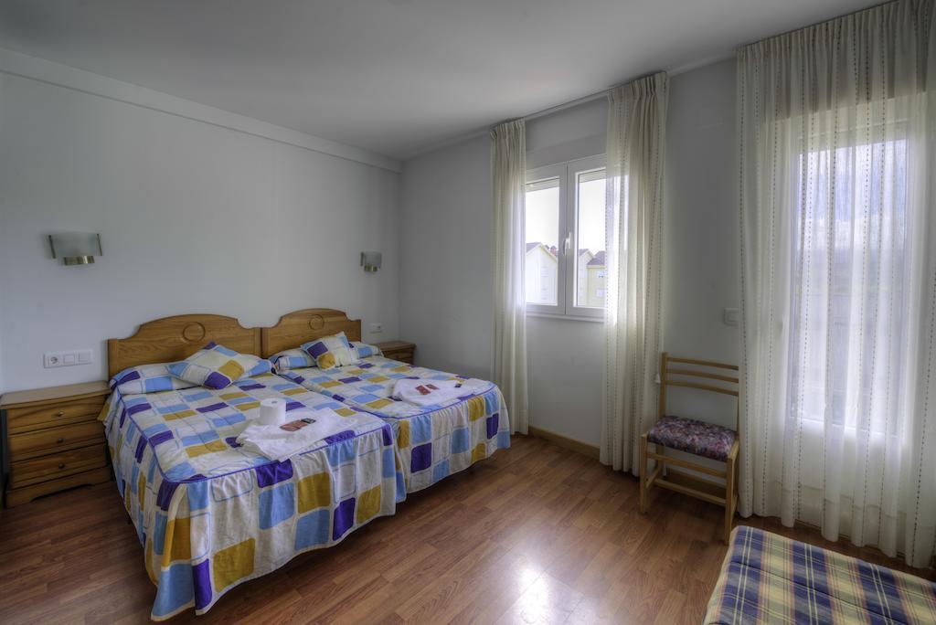 Hostal Restaurante La Pineda El Barco de Ávila Chambre photo